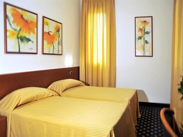 Prealpi Hotel San Vendemiano Buitenkant foto